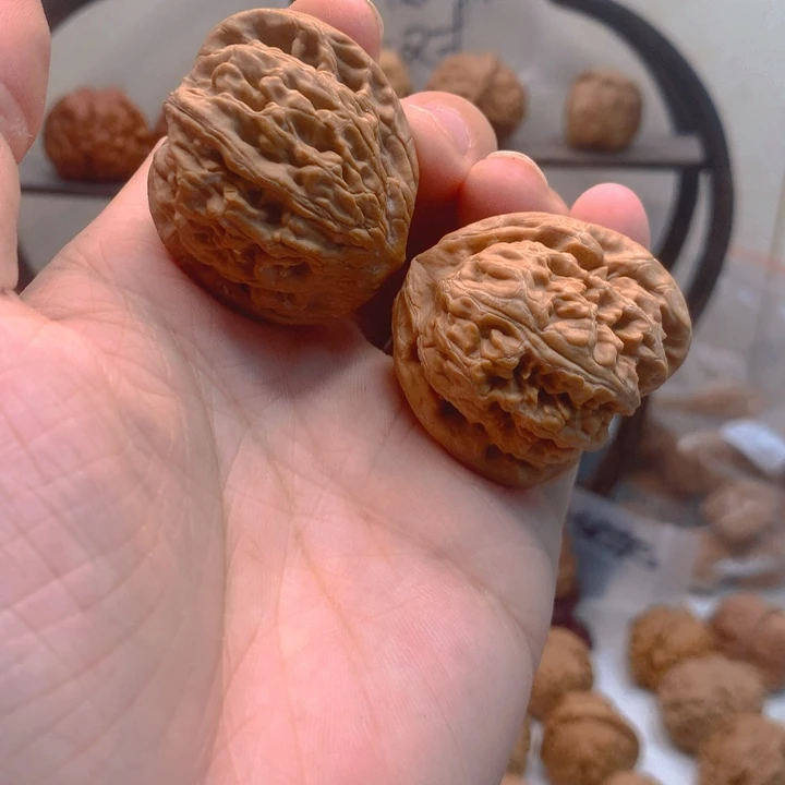 辣***睛吊坠文玩核桃天残脚