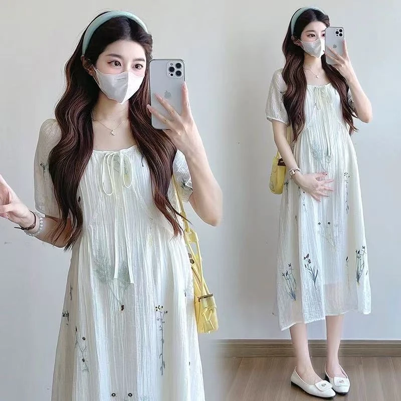 夏季孕妇连衣裙时尚气质显瘦孕妇装 中长款刺绣法式仙女裙小清新