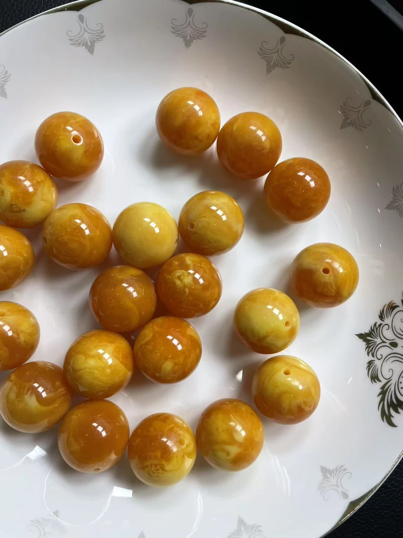 25m鸡油黄蜜蜡单颗