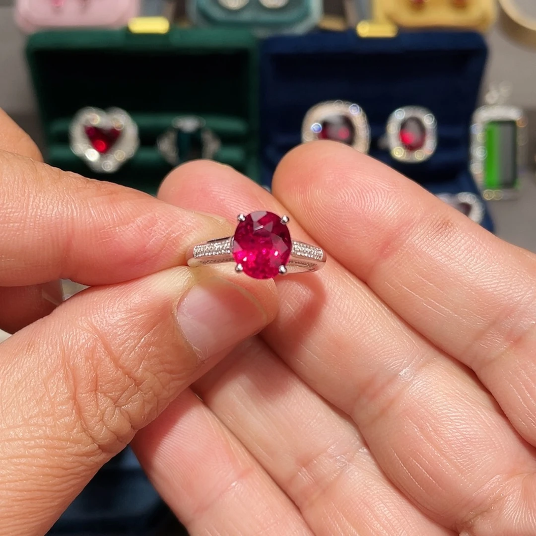 戒指18K金镶嵌碧玺2.02ct