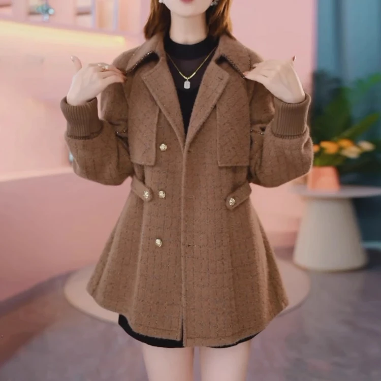 2025秋冬新款小香风爆款毛呢外套短款女时尚流行高级感呢子大衣