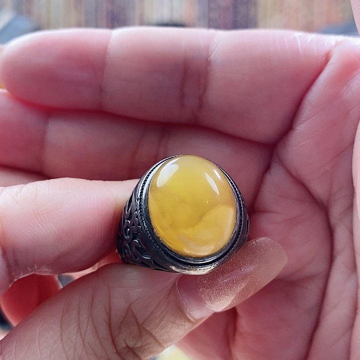 未镶嵌琥珀戒指戒指