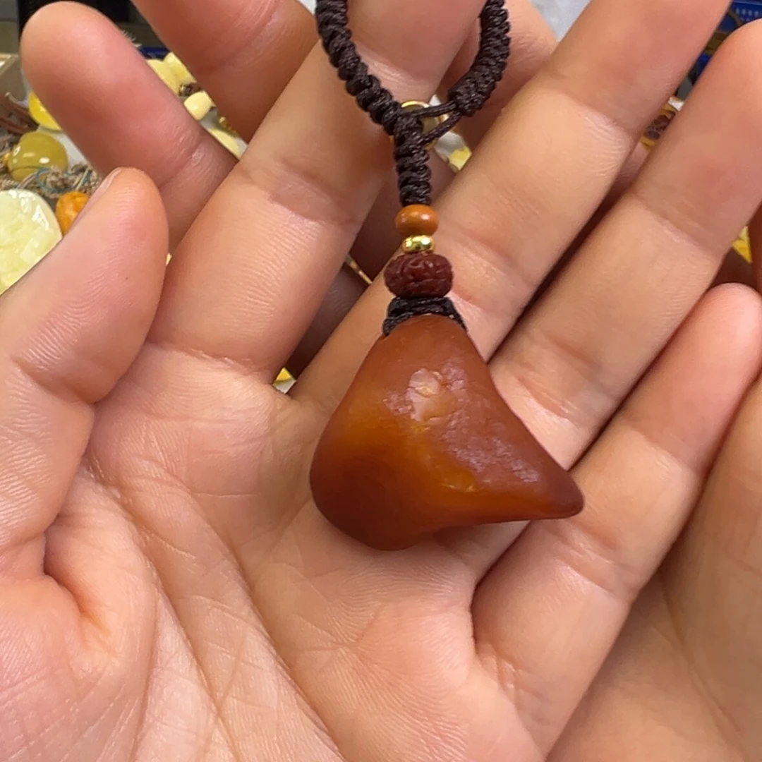 蜜蜡裸石未镶嵌蜜蜡