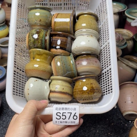 紫砂花盆微瑕576口径3厘米多