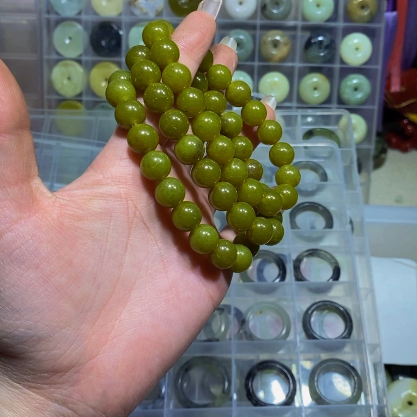 【闪购商品】蛇纹石玉其他未镶嵌75