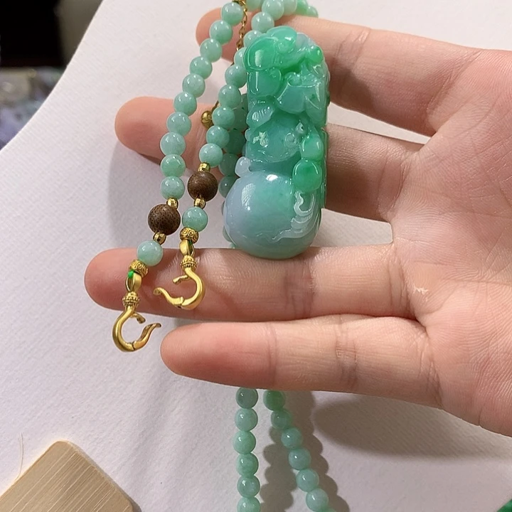 翡翠未镶嵌颈饰翡翠吊坠