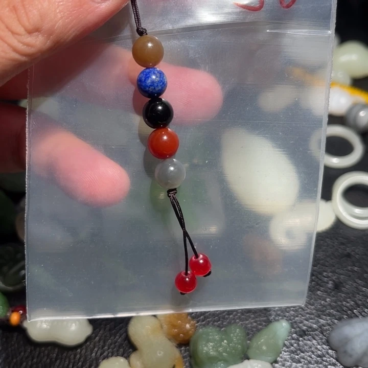 和田玉未镶嵌吊坠(不含链)