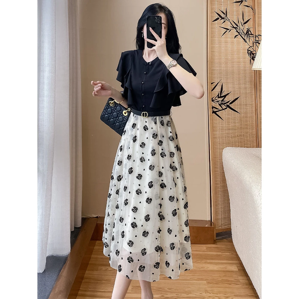 夏季显瘦气质法式连衣裙碎花洋气高腰复古名媛职业女装2025年新款