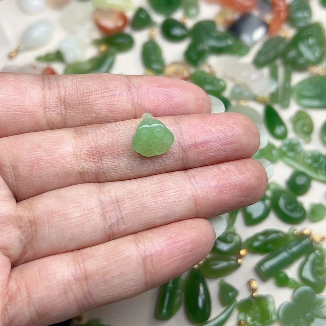 和田玉（碧玉）玉坠未镶嵌香*