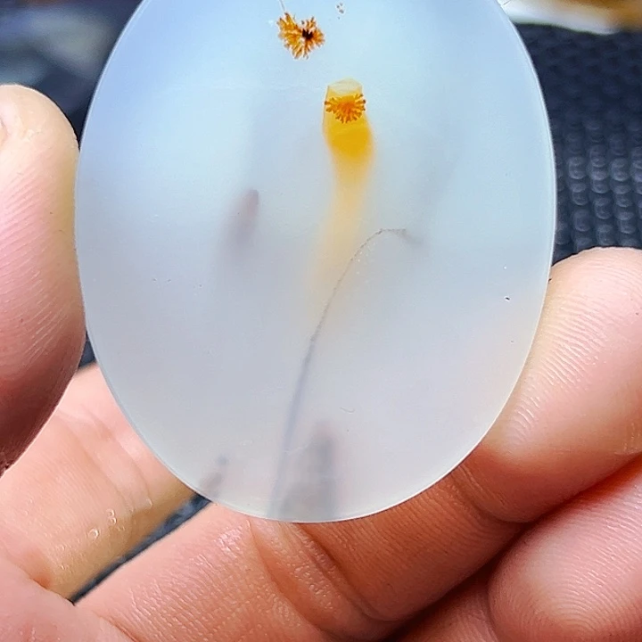江***媒未镶嵌玛瑙/玉髓珠宝半成品