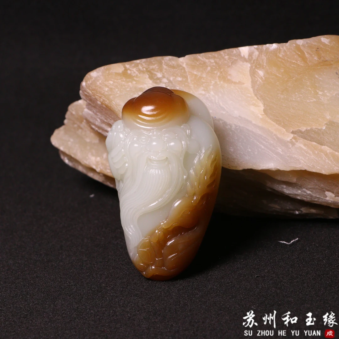 新疆和田玉且末糖白寿星53克