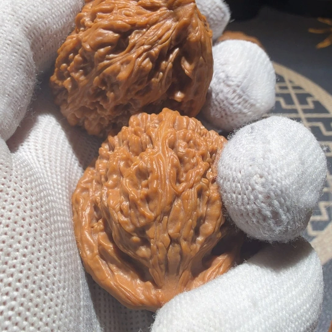 @***始文玩核桃吊坠南疆