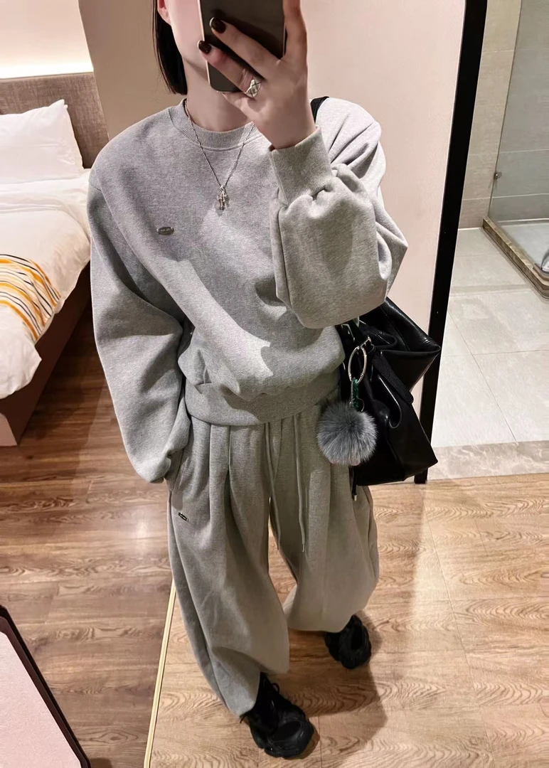 百搭显瘦休闲套装 早春new款022102