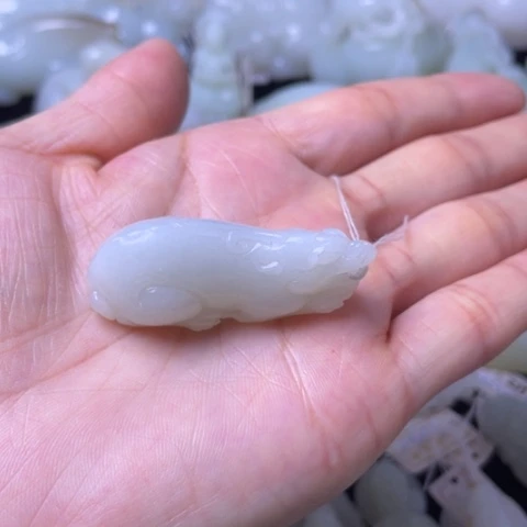 和田玉未镶嵌吊坠(不含链)