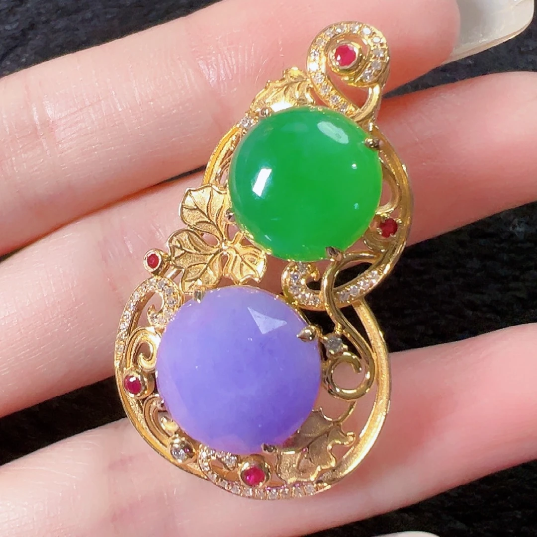 翡翠18K金镶嵌颈饰签收后24小时鉴赏期，过时不退