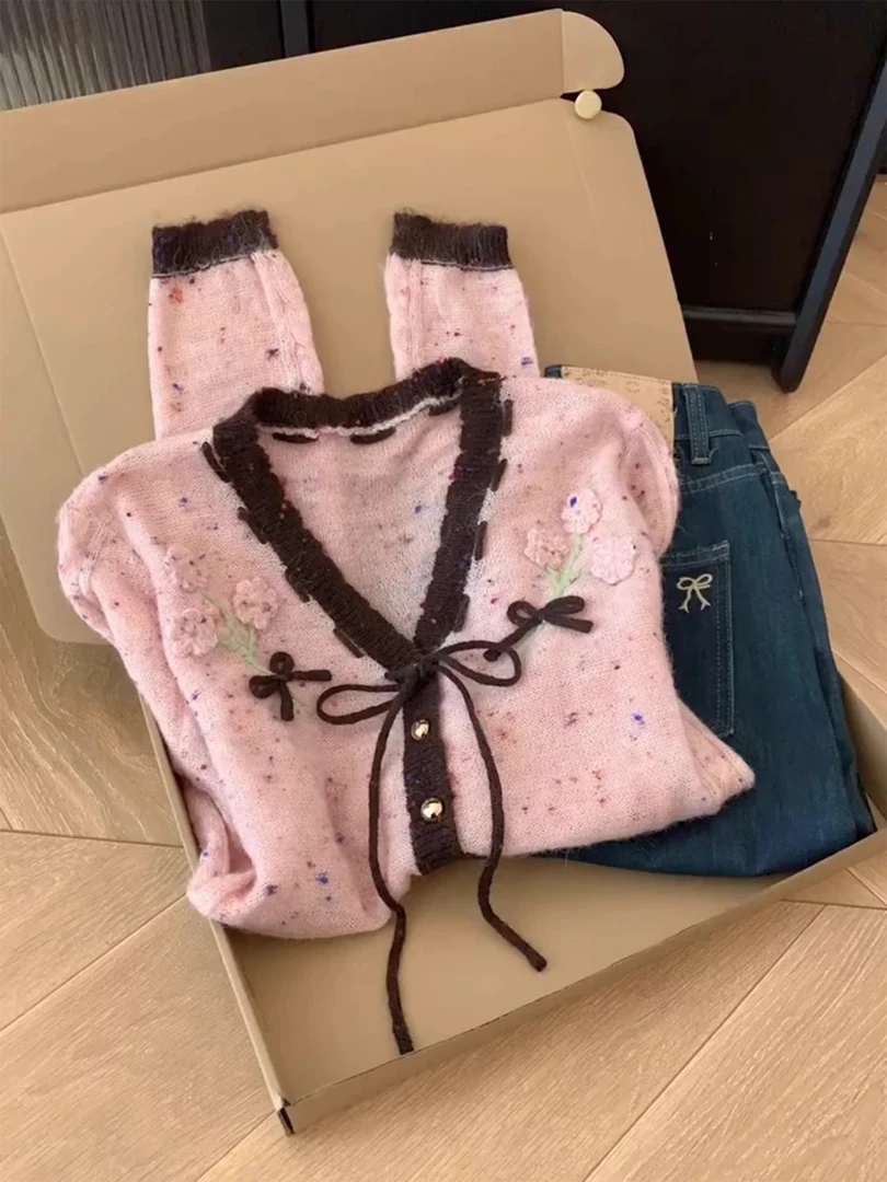 韩系刺绣撞色v领长袖针织开衫外搭女上衣2025新款早秋氛围感穿搭