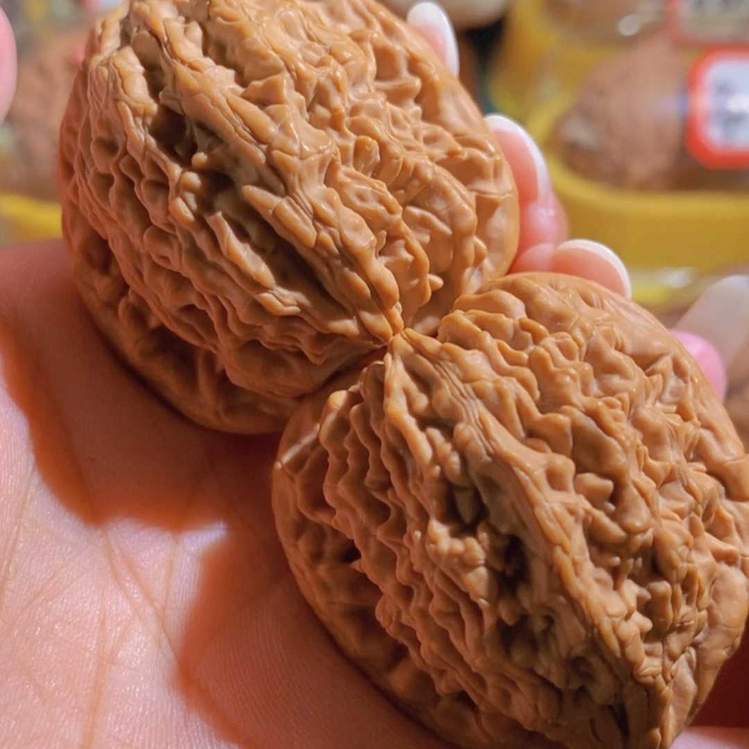 【闪购商品】文玩核桃吊坠昌*虎头王