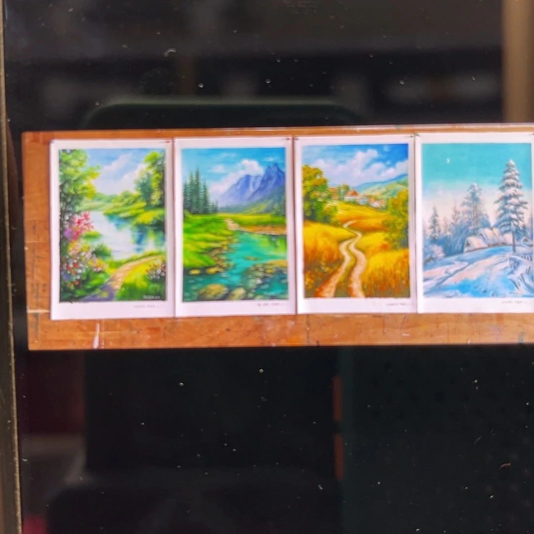 油画行路人小院绘画作品竞拍