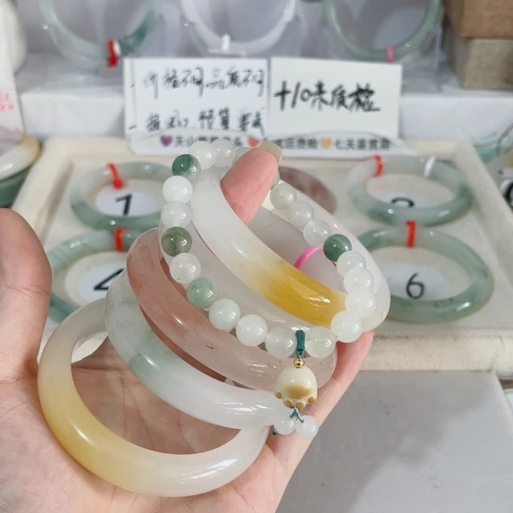 石英质玉（金丝玉）手镯未镶嵌12