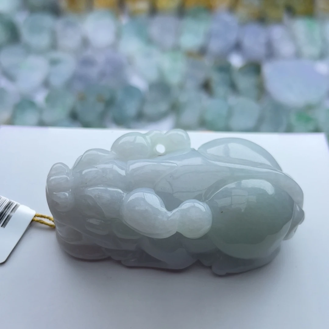 翡翠颈饰未镶嵌貔貅