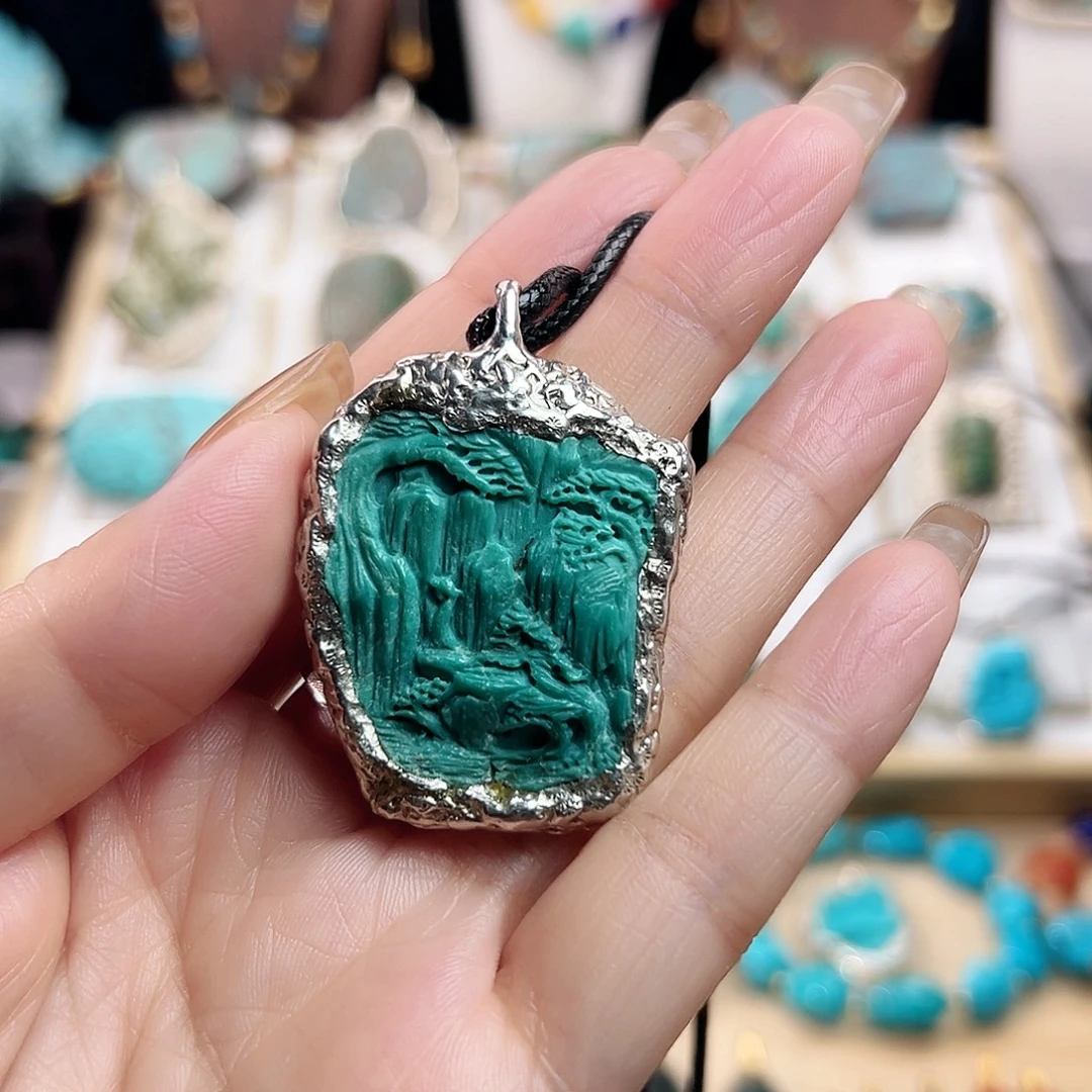 用***7绿松石未镶嵌颈饰