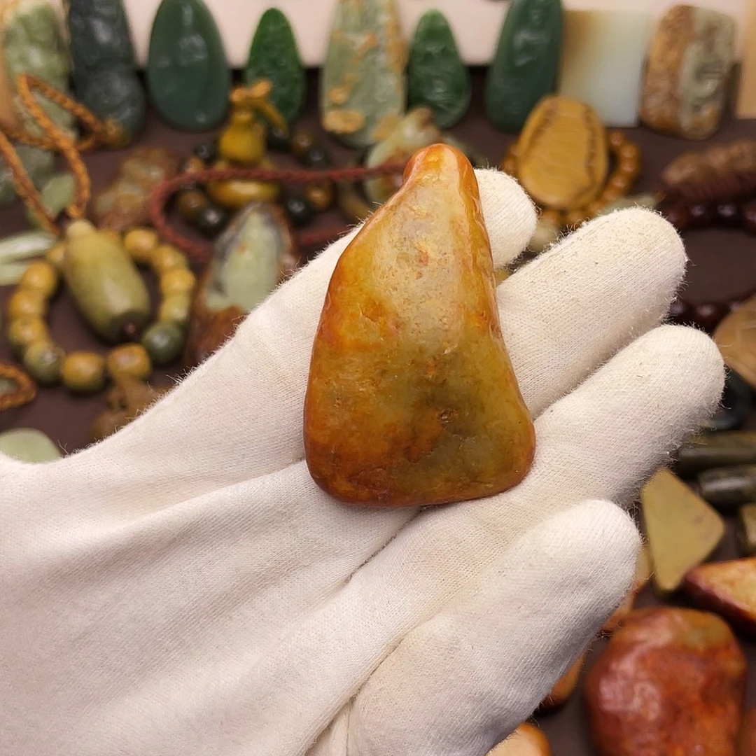 岫岩河磨玉（透闪石质玉）未镶嵌颈饰
