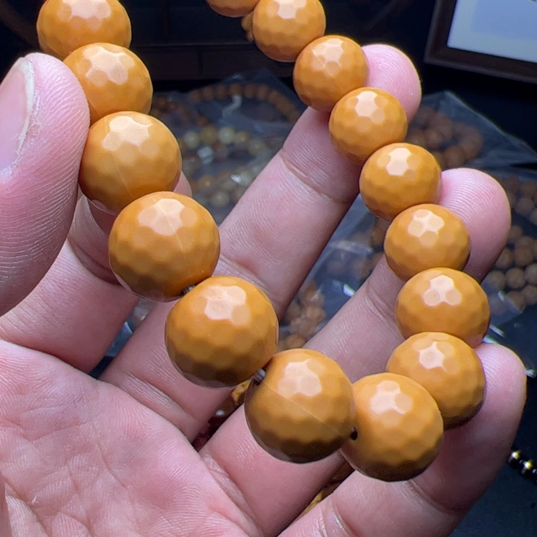 吊坠猴头核桃哦率