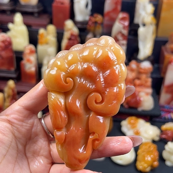 寿山石老性芙蓉石