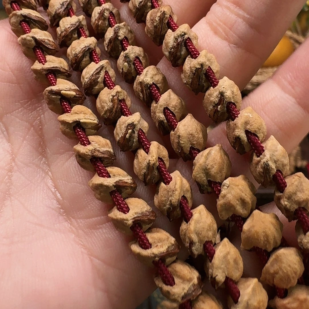 摩***代吊坠柏香籽/百香籽