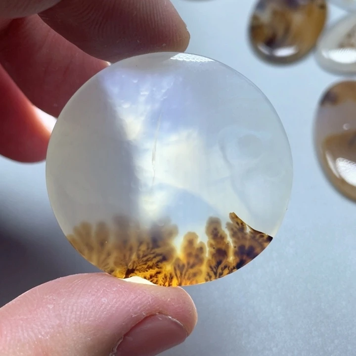 玛瑙/玉髓颈饰未镶嵌姝*