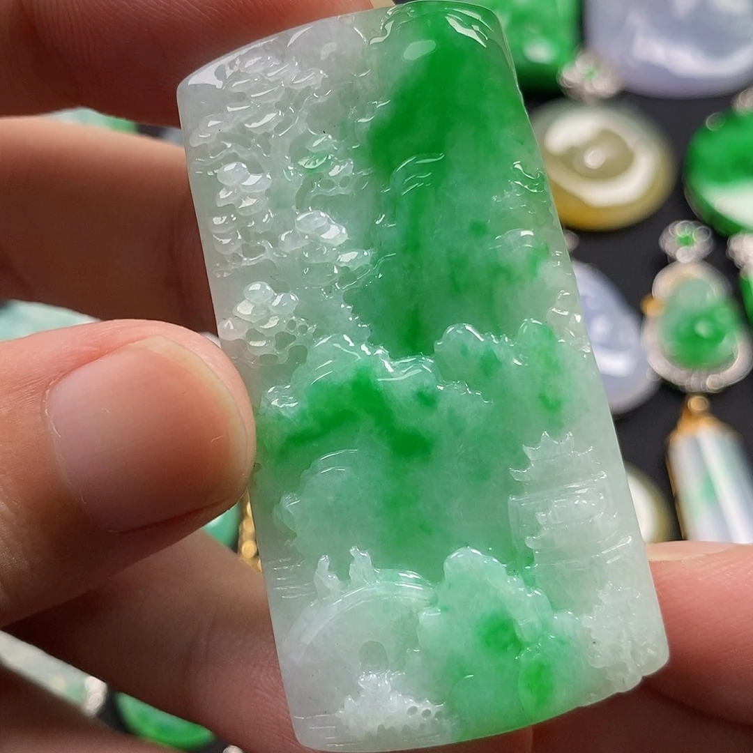 翡翠未镶嵌颈饰翡翠