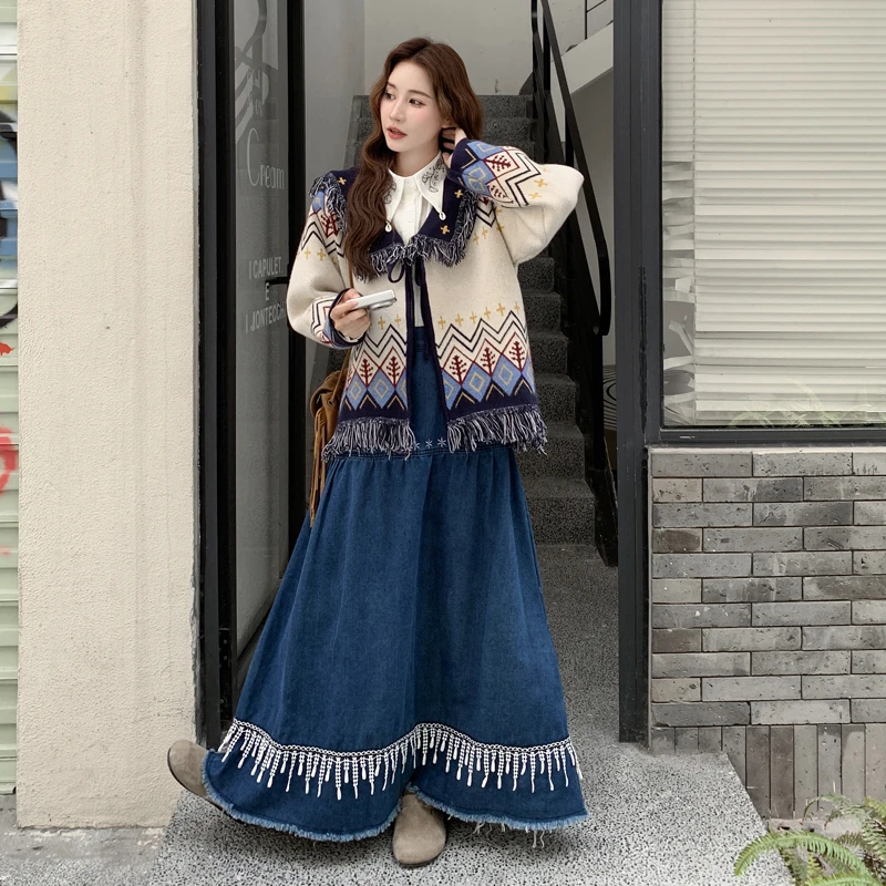 巨好看设计感民族风复古套装女2025秋季衬衫流苏毛衣半身裙三件套