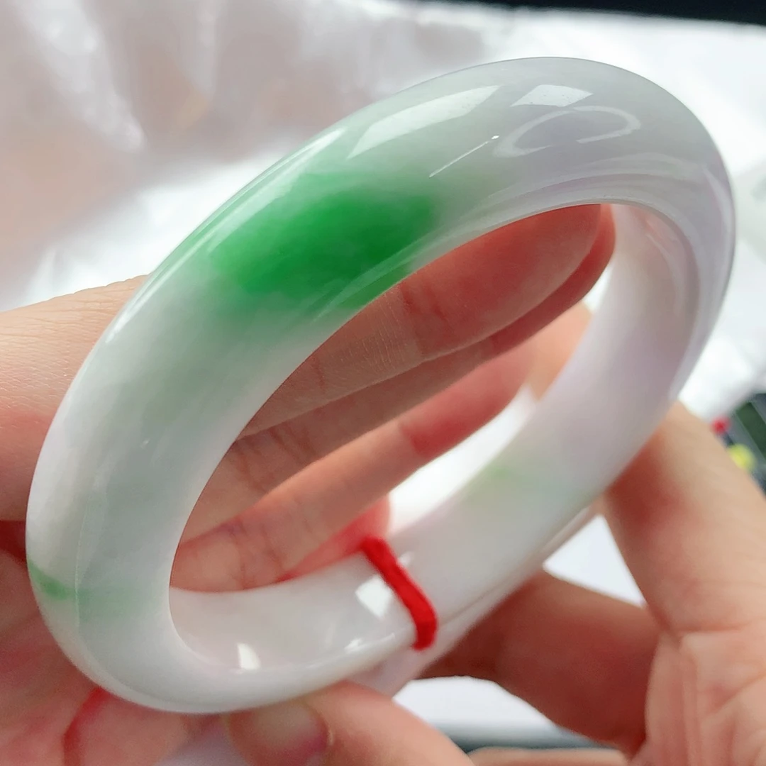 翡翠手镯未镶嵌，045