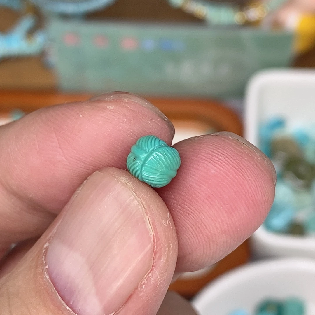 绿松石未镶嵌配饰羽毛珠 卡7x6