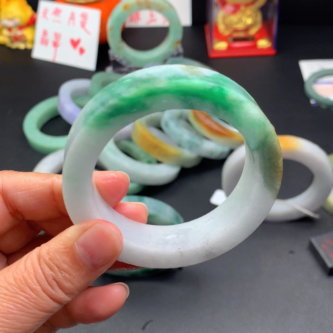定制翡翠手镯未镶嵌