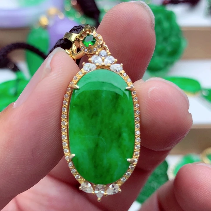 翡翠未镶嵌吊坠(不含链)