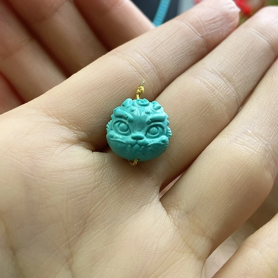 绿松石合金颈饰绿松石