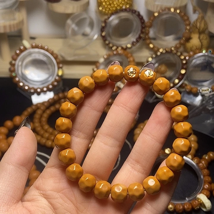 手串猴头核桃双标玉化奶酪10mm左右闪购9