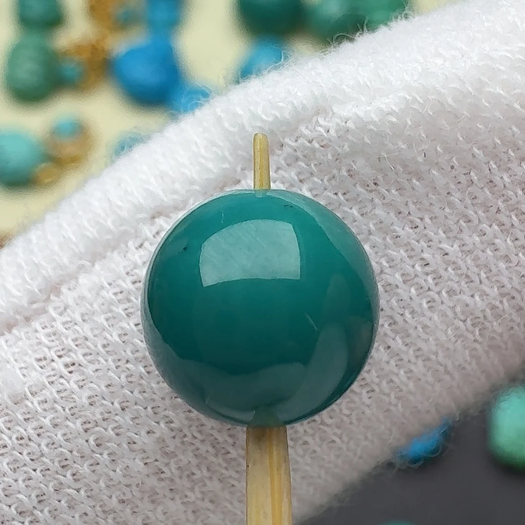 绿松石未镶嵌圆珠8.6