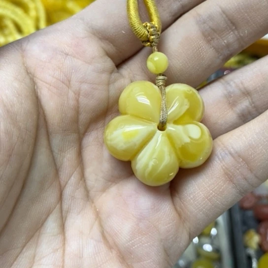 裸石蜜蜡未镶嵌吊坠