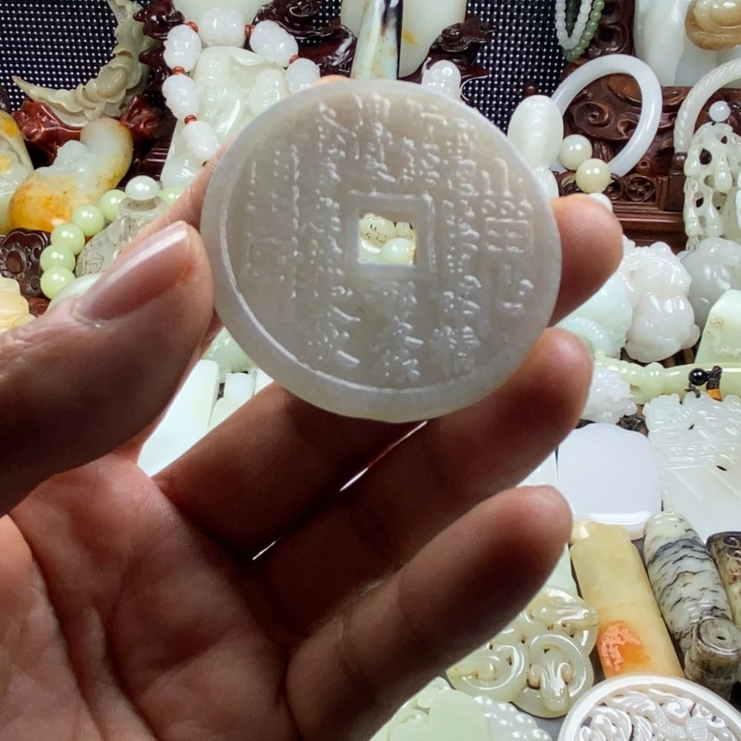 和田玉（糖玉）未镶嵌颈饰