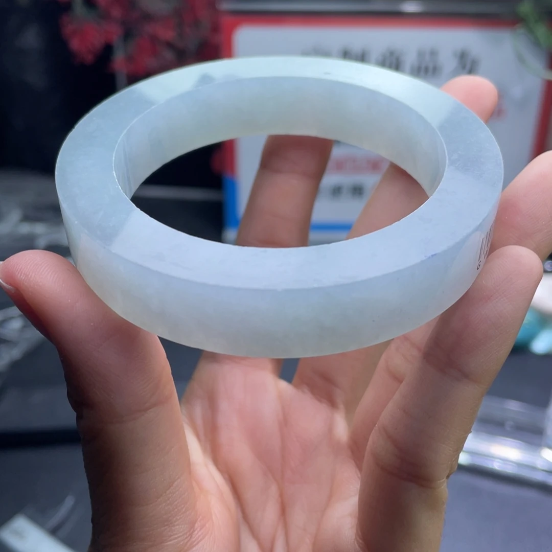 定制翡翠未镶嵌定金链接多样性