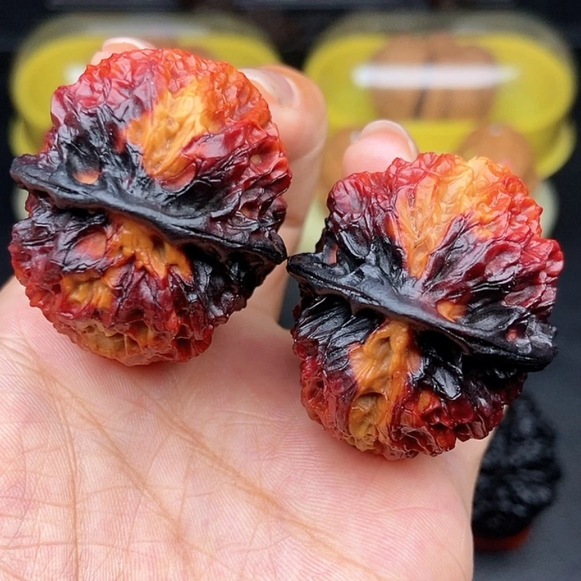 【闪购商品】文玩核桃把件40尺七彩珊瑚绣球