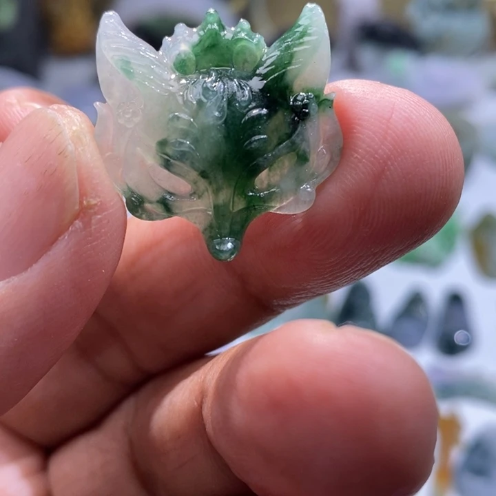 定制翡翠未镶嵌毛货