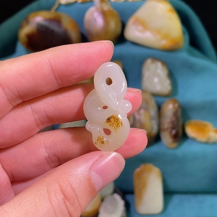 未镶嵌和田玉挂件?****，