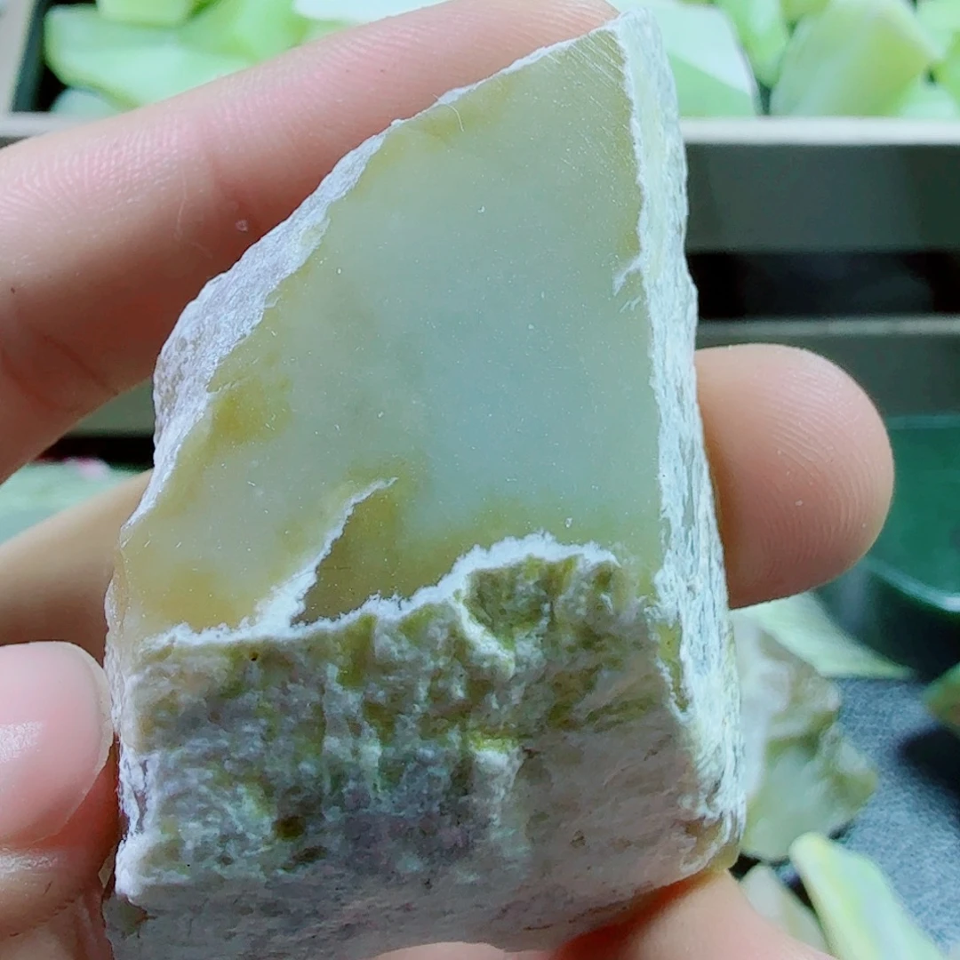 我***由未镶嵌和田玉（糖玉）挂件