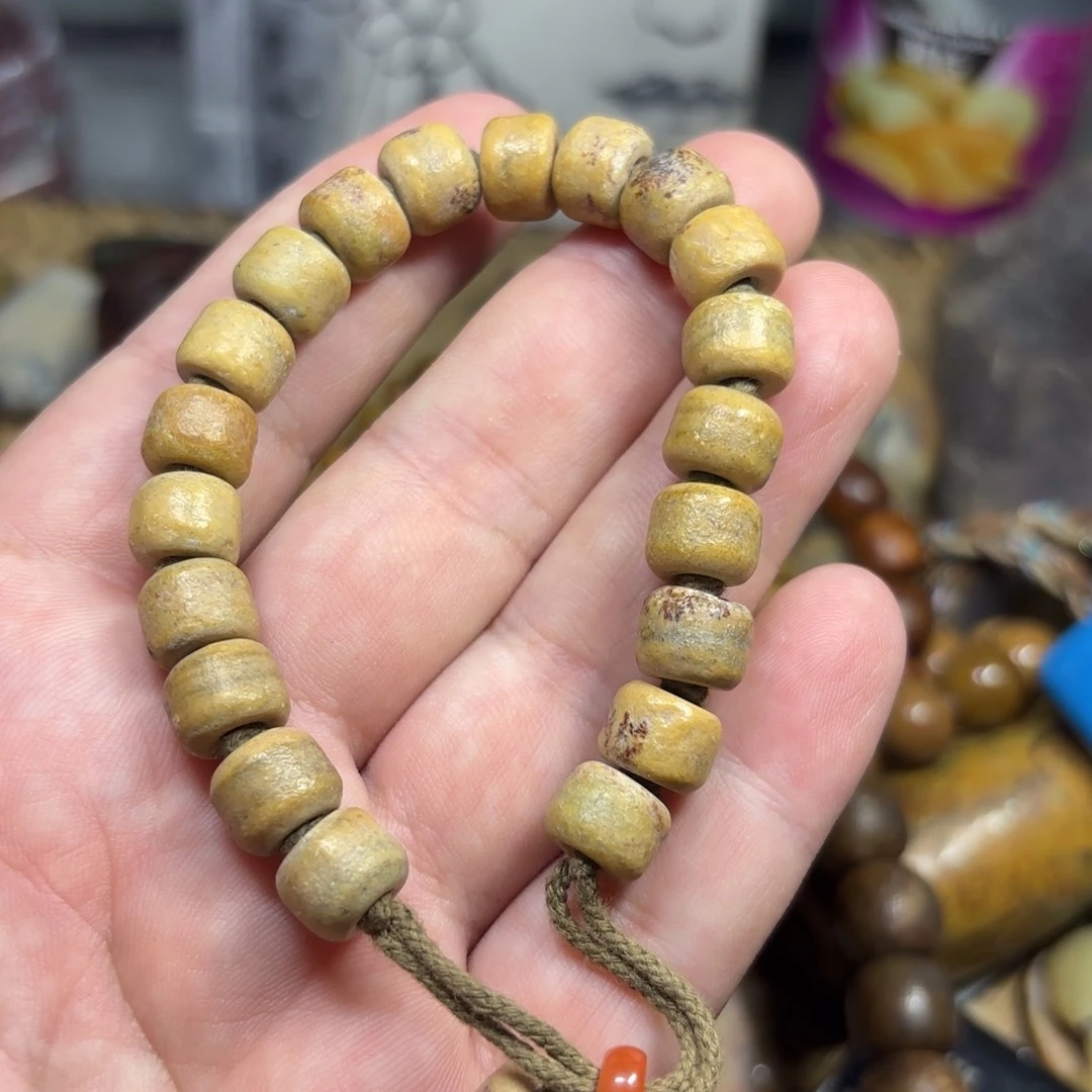 大***心岫岩河磨玉（透闪石质玉）未镶嵌颈饰