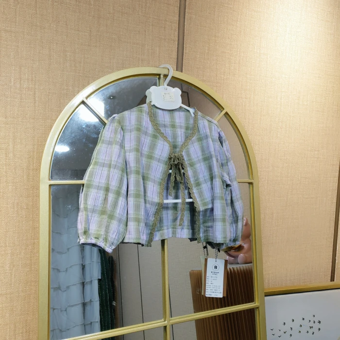 AD257   宝宝格子薄外套  春款