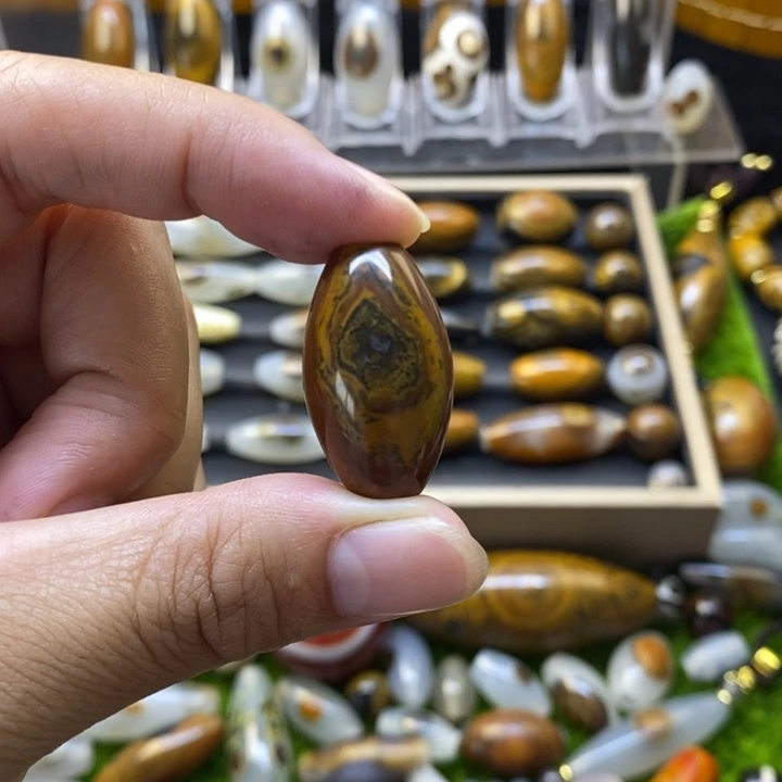 未镶嵌颈饰玛瑙/玉髓