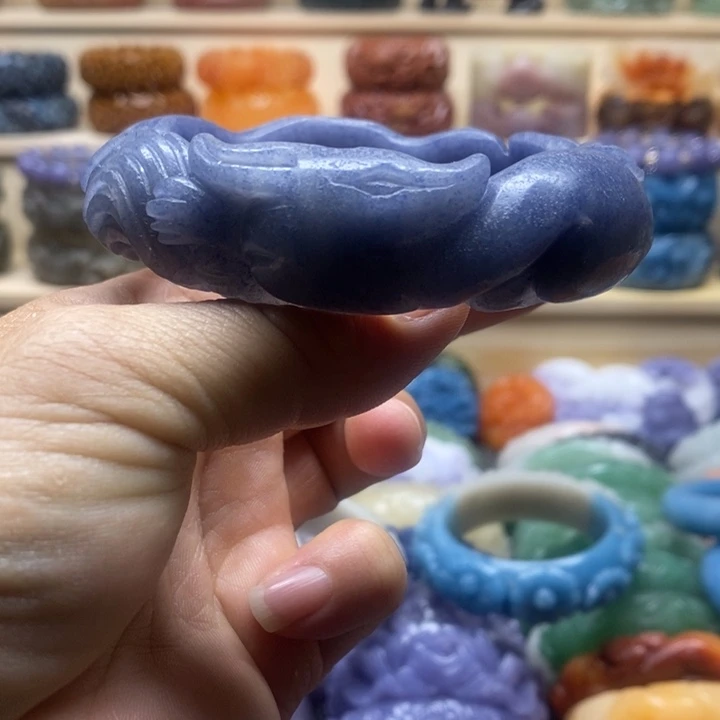 未镶嵌手镯石英质玉